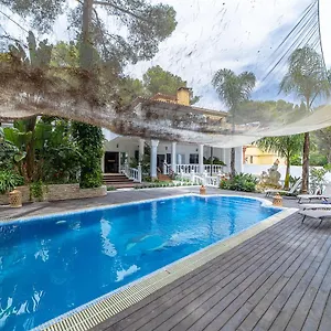 https://apartamento-tranquilo-en-villa-privada-marbella.es-andalucia.com